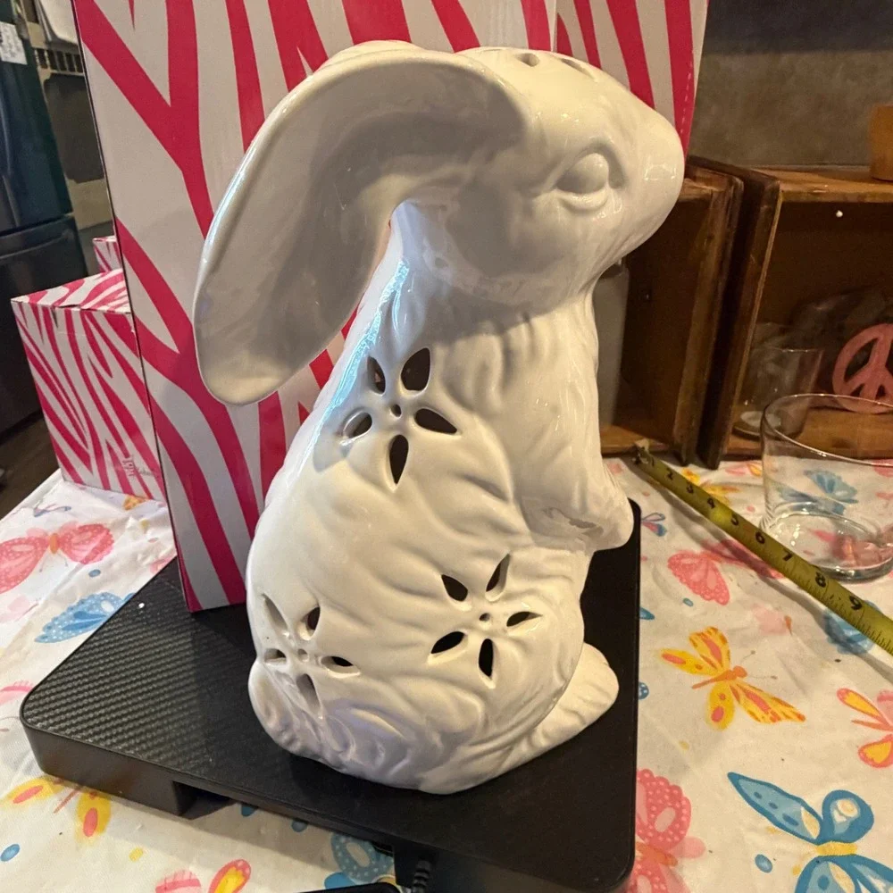 Pink Zebra White Ceramic Standing Bunny Rabbit Simmer Pot Wax Warmer Base 10